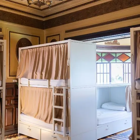 Hostel Sant Jordi Lisbon