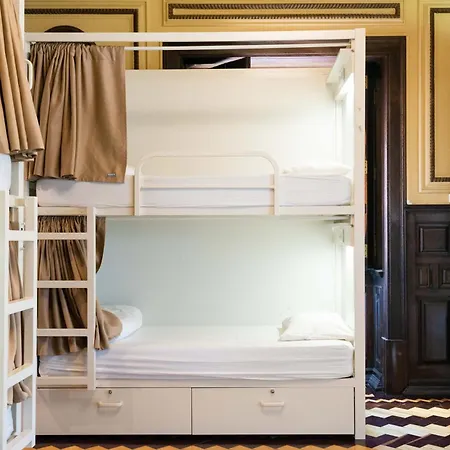 Sant Jordi Hostel Lisbon