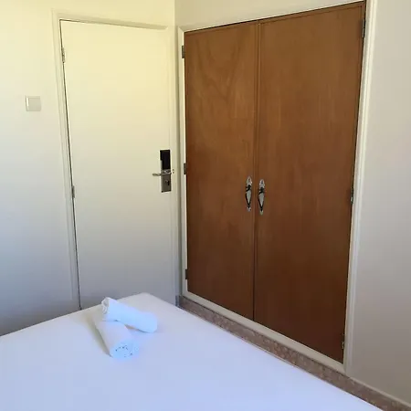 Sant Jordi Hostel Lisbon