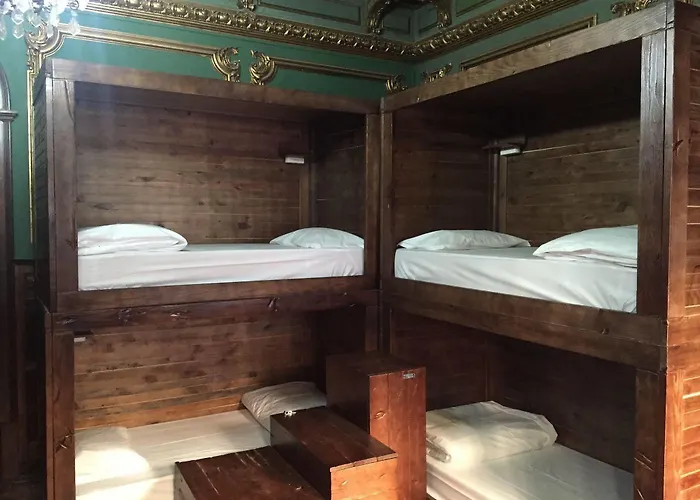 Sant Jordi Hostel Lisbon