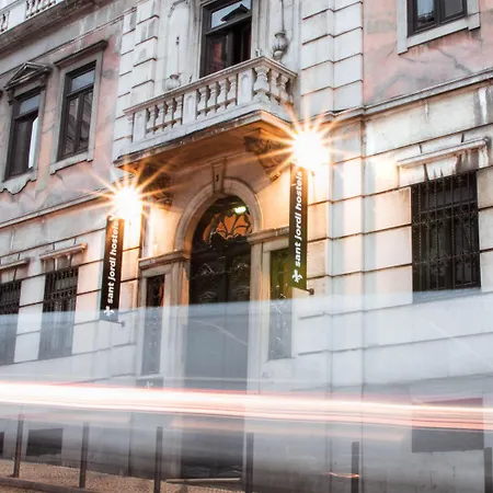 بيت شباب Sant Jordi Lisboa