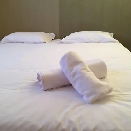 Sant Jordi بيت شباب Lisboa